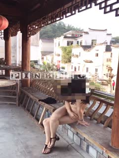 唯美MV风格露出达人萍萍系列第3部旅游景区内的无限挑逗第01集